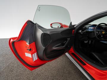 2021 Ferrari SF90 缩略图 32