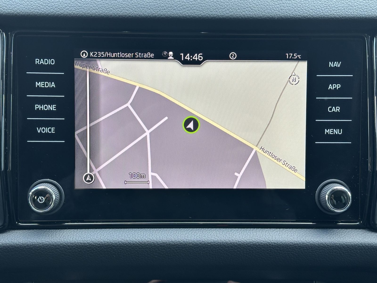 Fahrzeugabbildung SKODA Kodiaq 1.5 TSI DSG Clever NAV+LED+ACC+KAM+19ZOLL
