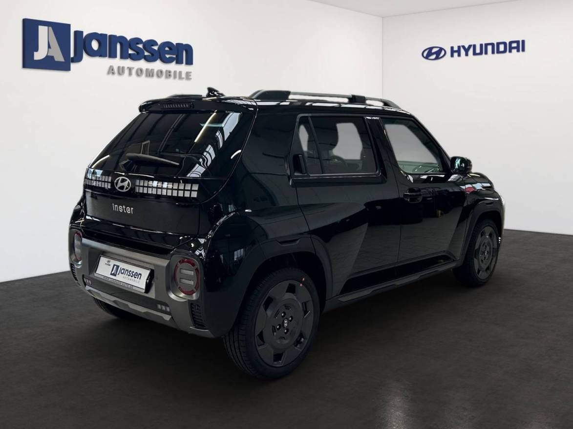 Fahrzeugabbildung Hyundai INSTER Cross Elektro-Komfort-Paket, V2L-Paket, A