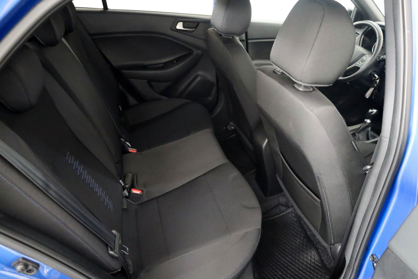 Fahrzeugabbildung Hyundai i20 Passion + Navi,SH,PDC,SR+WR