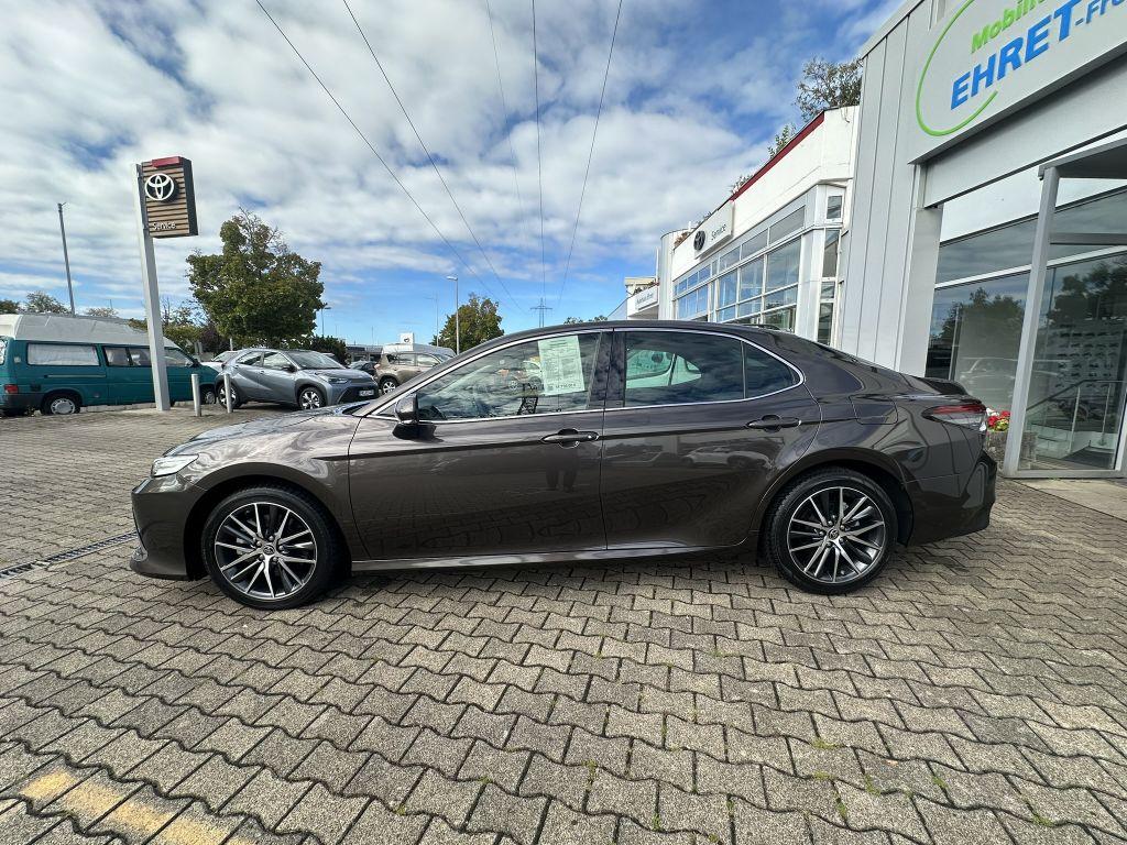 Toyota Camry Executive