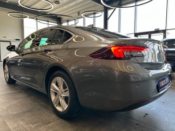 Opel Insignia B*LKHZ*2-ZONEN*LED*CARPLAY*CAMERA*
