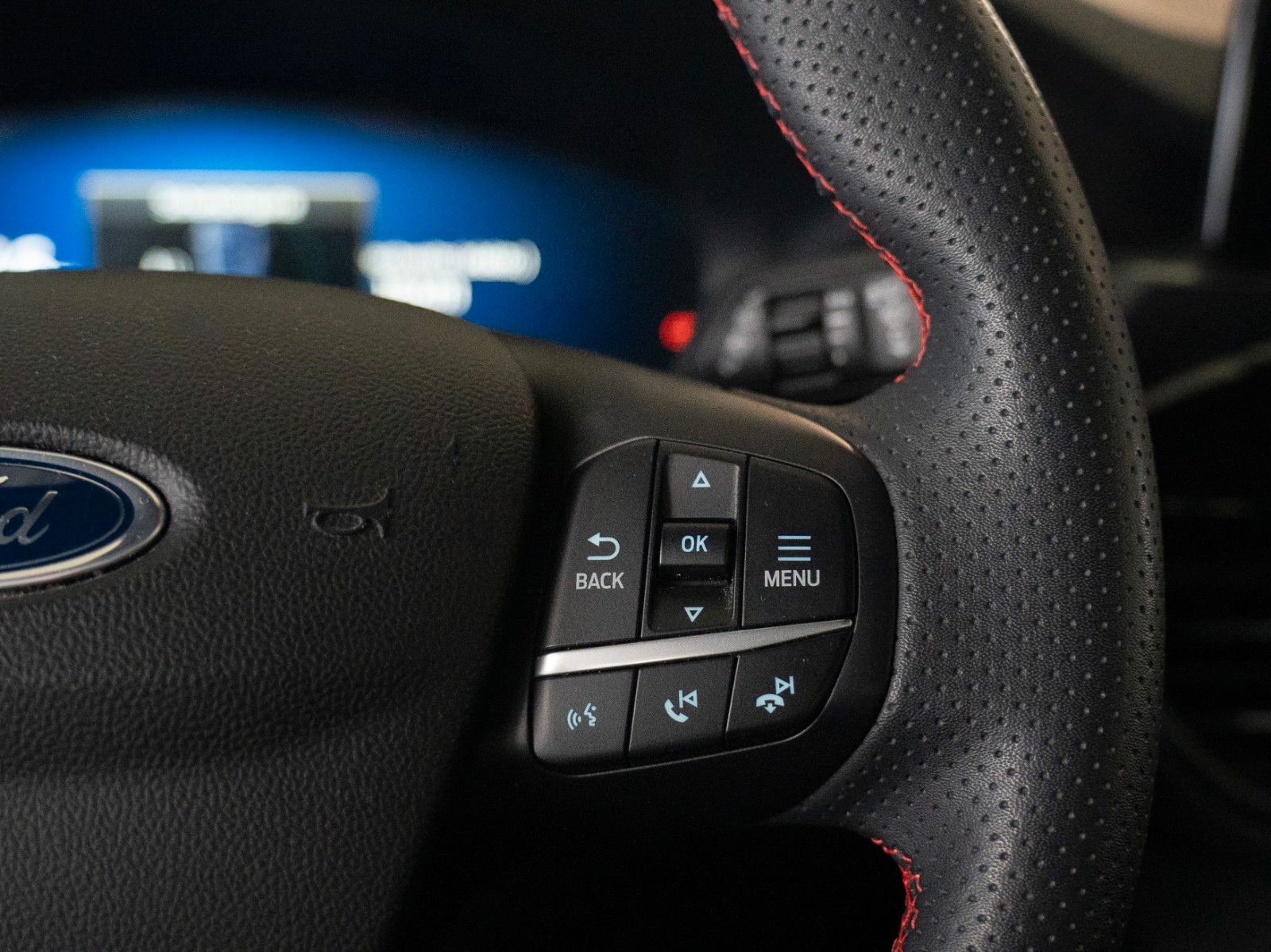 Fahrzeugabbildung Ford Kuga Plug-In Hybrid ST-Line WINTER-P/KAMERA/AHK