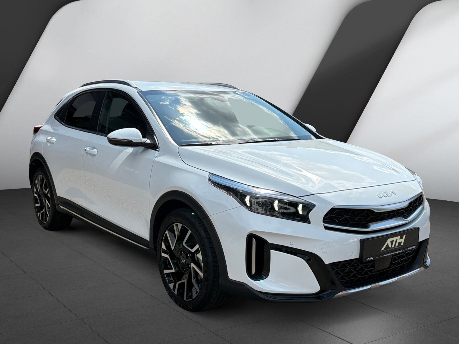 Fahrzeugabbildung Kia Xceed 1.5 T-GDI Platinum Edition NaviDistronic