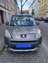 Peugeot Partner Tepee Tepee Family 120 VTi 1.6 Family - gebrauchte Peugeot Partner Tepee aus dem Jahr 2010