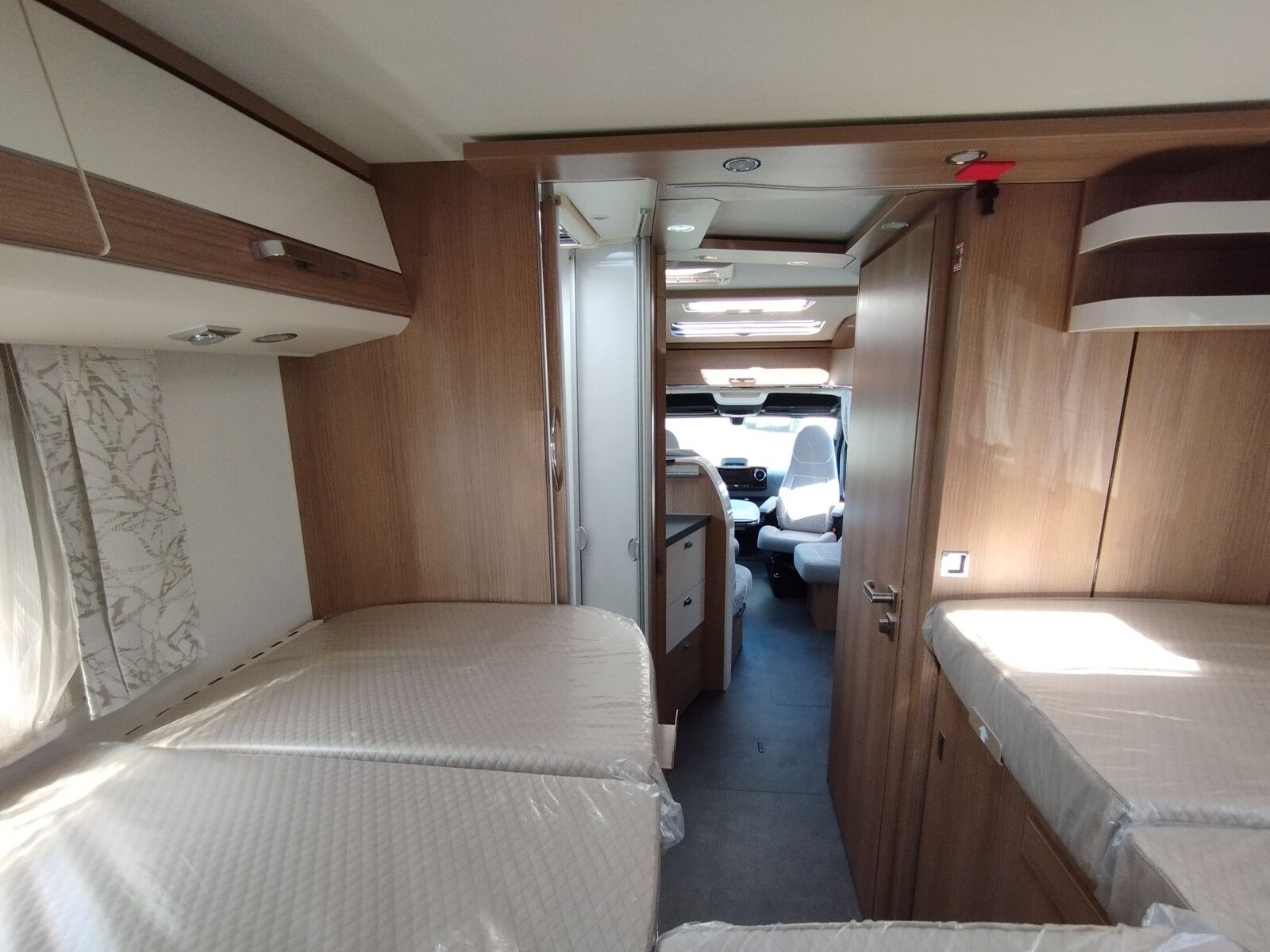 Fahrzeugabbildung Malibu T 450 RB LE comfort Dachklimaanlage geschenkt