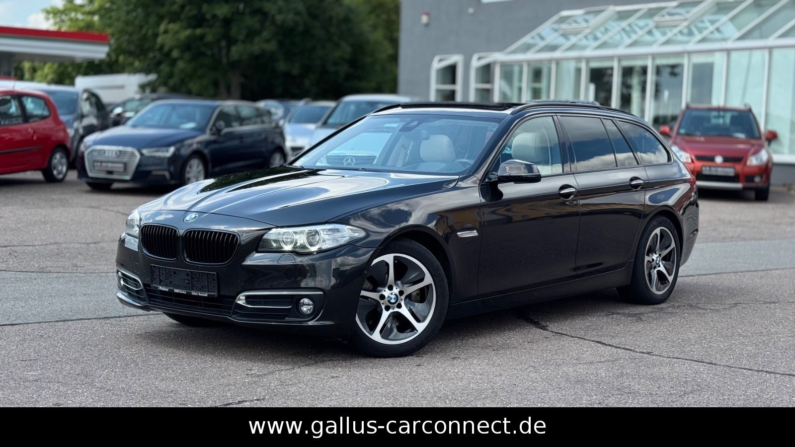 BMW 530d Touring xDrive *LED*HEAD-UP*PANO*KAMERA*