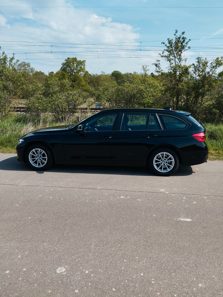 BMW 318d Touring Advantage Advantage