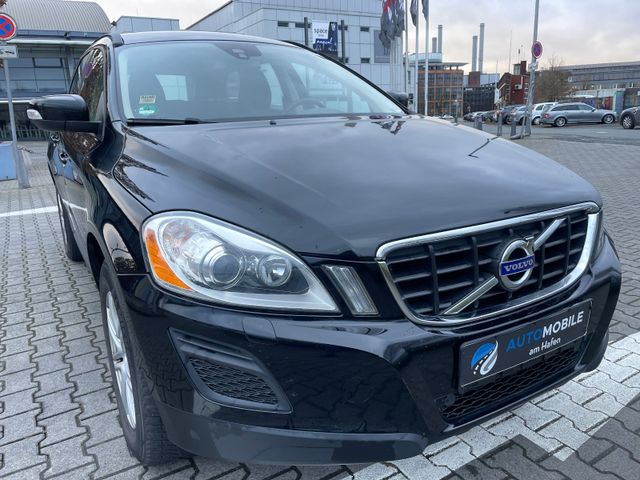 Volvo XC60 Kinetic 2.0D*AUTOMATIK*TEMP*AHK*SHZ*KLIMA