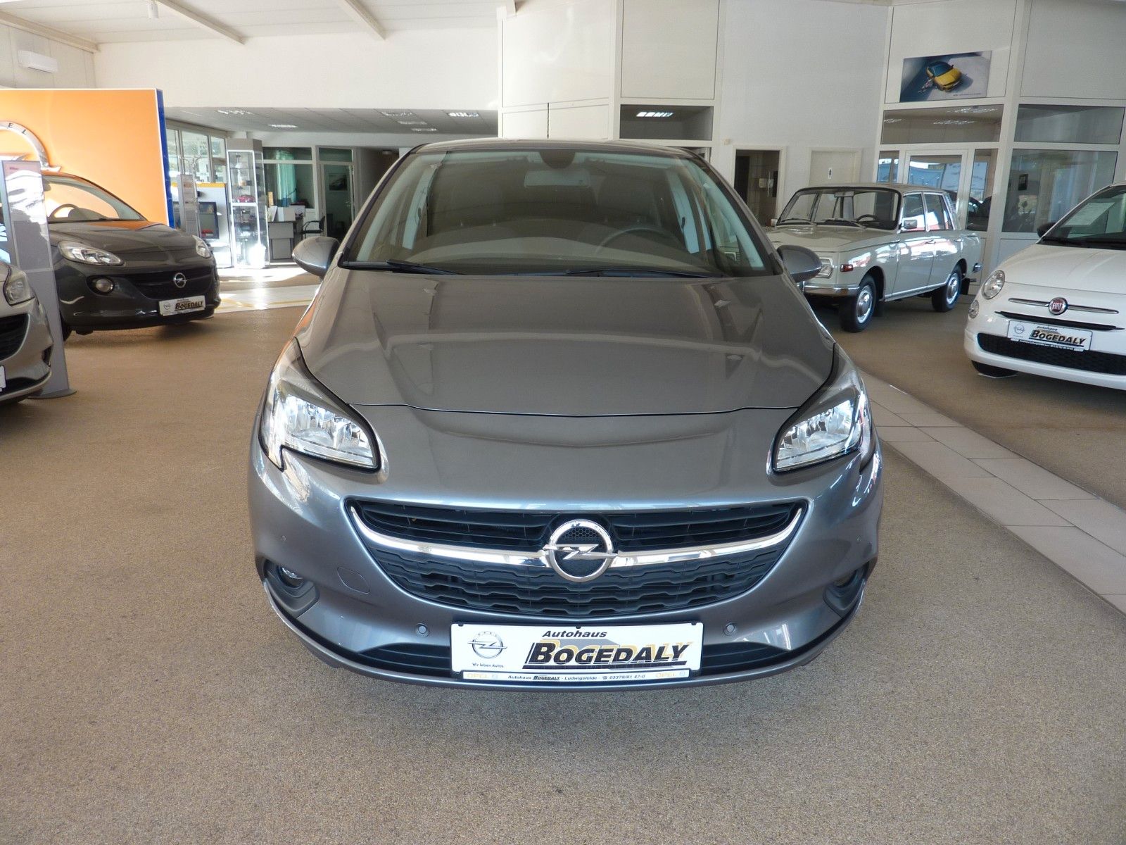 Fahrzeugabbildung Opel Corsa 1.4 Edition, AC, BC, PDC, RFK