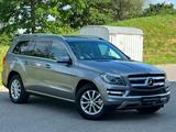 Mercedes-Benz GL 350 BlueTec 4Matic Navi Kamera PDC  7 Sitz - silberne Mercedes-Benz GL-Klasse