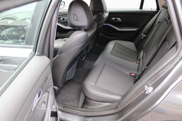 BMW 318 - 12