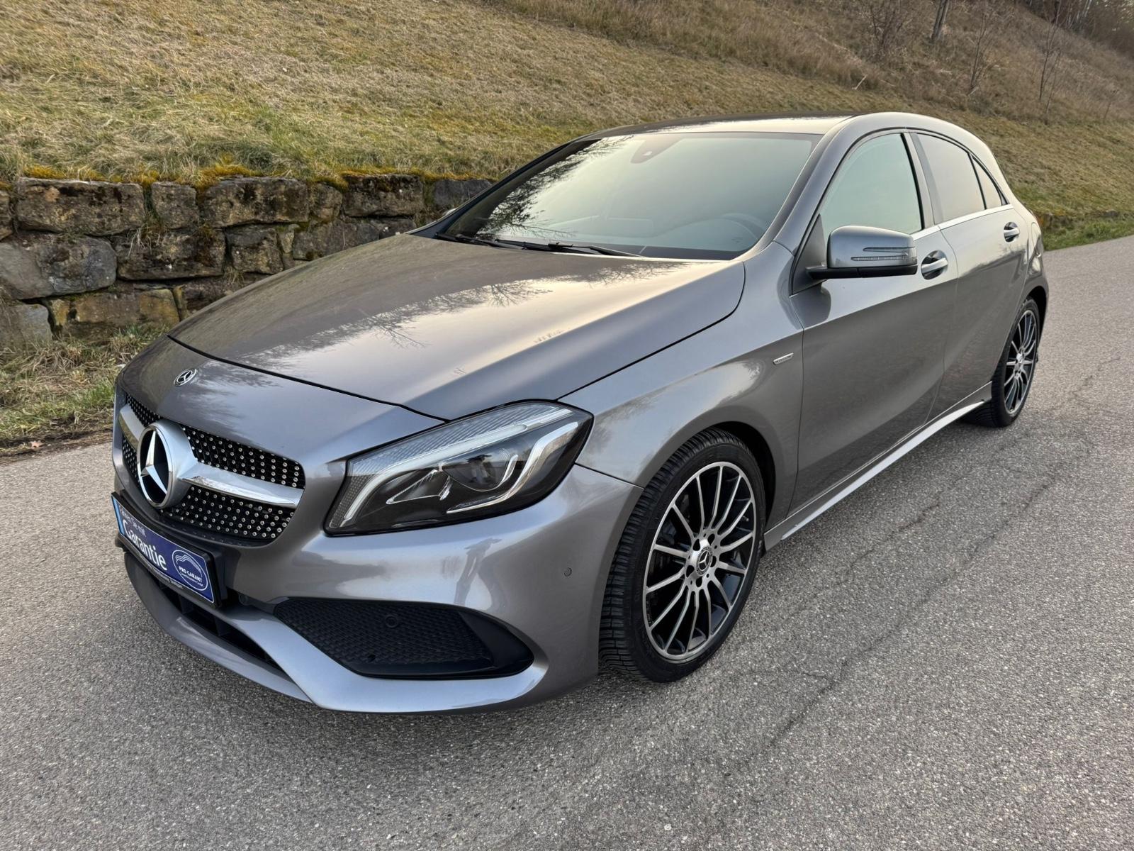 Mercedes-Benz A 180/AMG/2 Hand/LED/SHZ/PDC/Navi/Scheckheft/