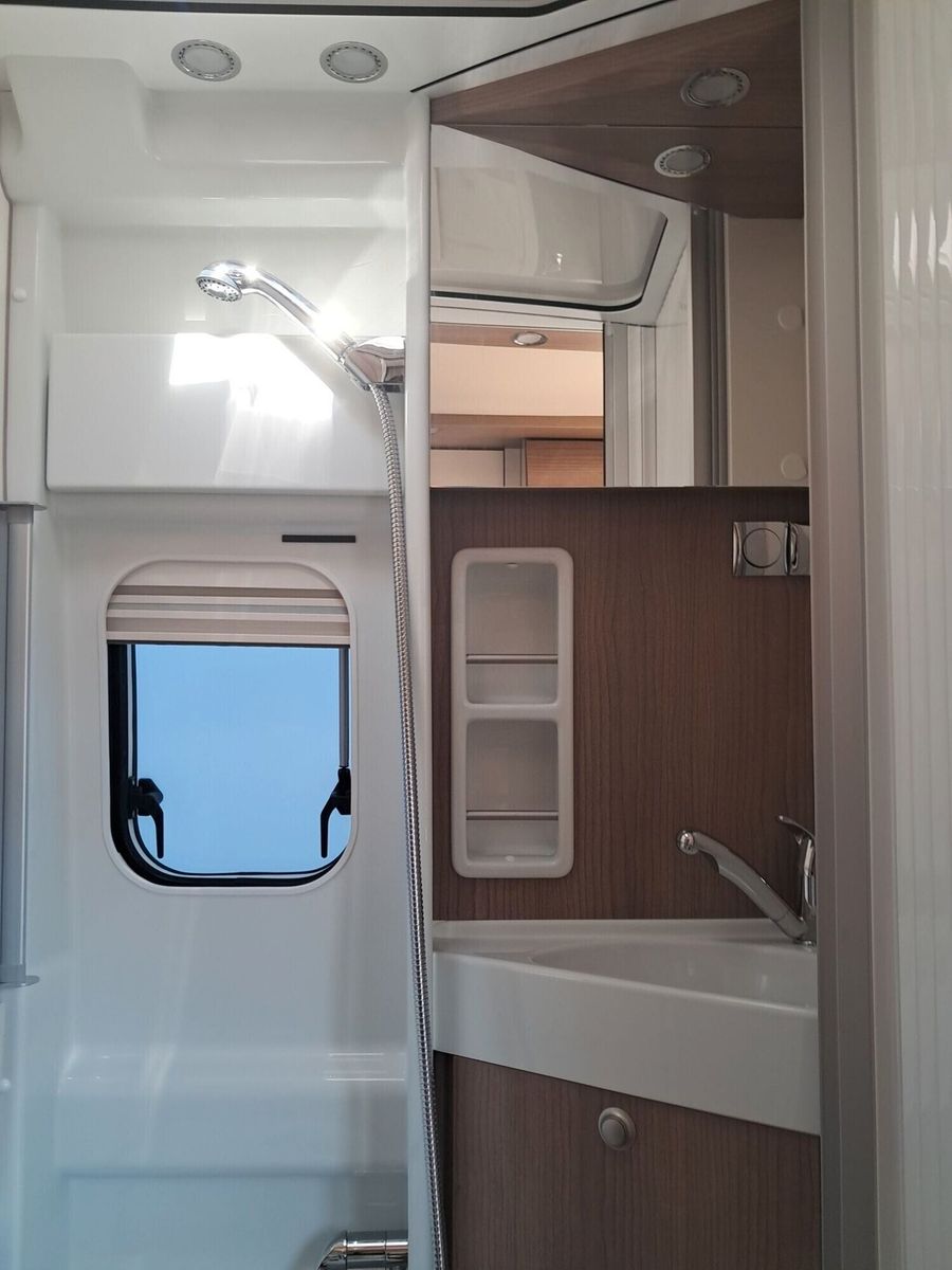 Fahrzeugabbildung Malibu Van diversity 640 LE K GT Klimaautomatik, Radio