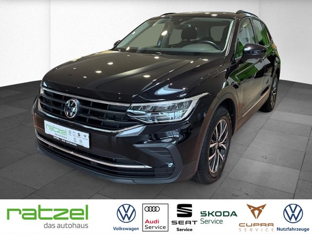 Volkswagen Tiguan Life 2.0 TDI DSG AHK-klappbar Navi LED AC
