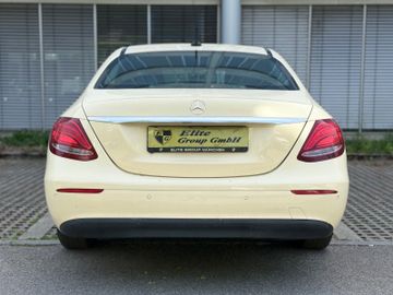 Mercedes E 200 - 4