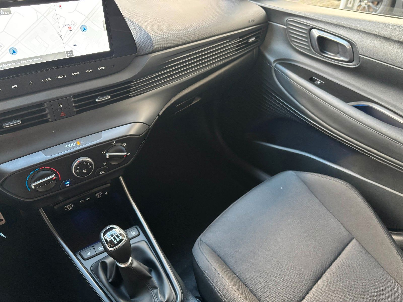 Fahrzeugabbildung Hyundai Bayon 1.0 T-GDI Trend Kamera,LED,Navi,SHZ,PDC