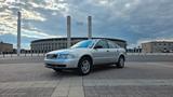 Audi A4 Oldtimer mit wenig Kilometern - Audi Oldtimer mit Benzin-Antrieb
