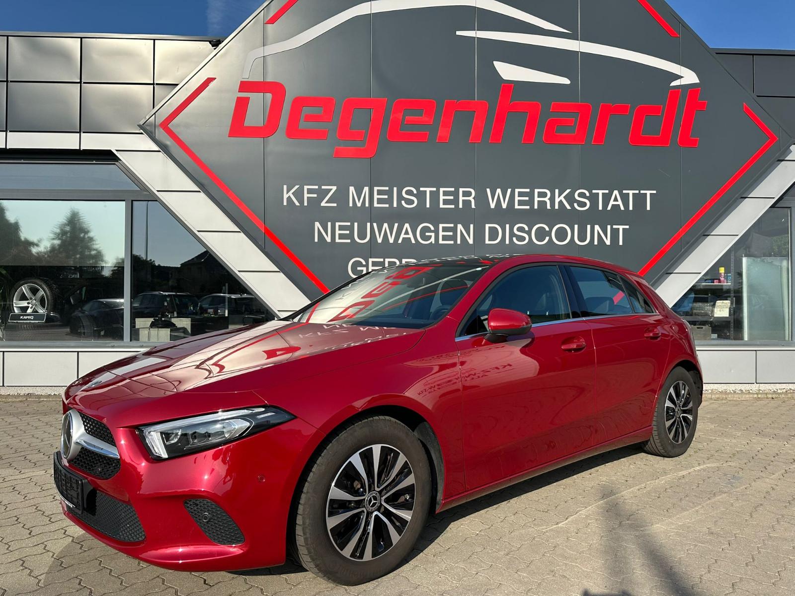 Mercedes-Benz A 180 A -Klasse A 180 d LED ACC NAVI KAMERA