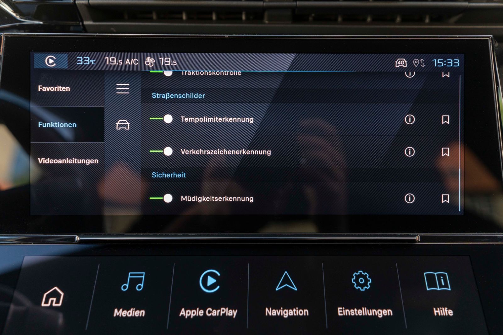 Fahrzeugabbildung Peugeot 408 PureTech 130 GT ACC 360° LED CARPLAY