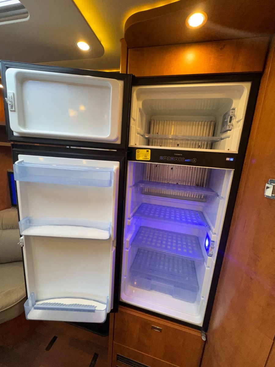 Fahrzeugabbildung Carthago CHIC C-LINE T 4.9 LE 9GT AUTOMATIK DUCATO MAXI