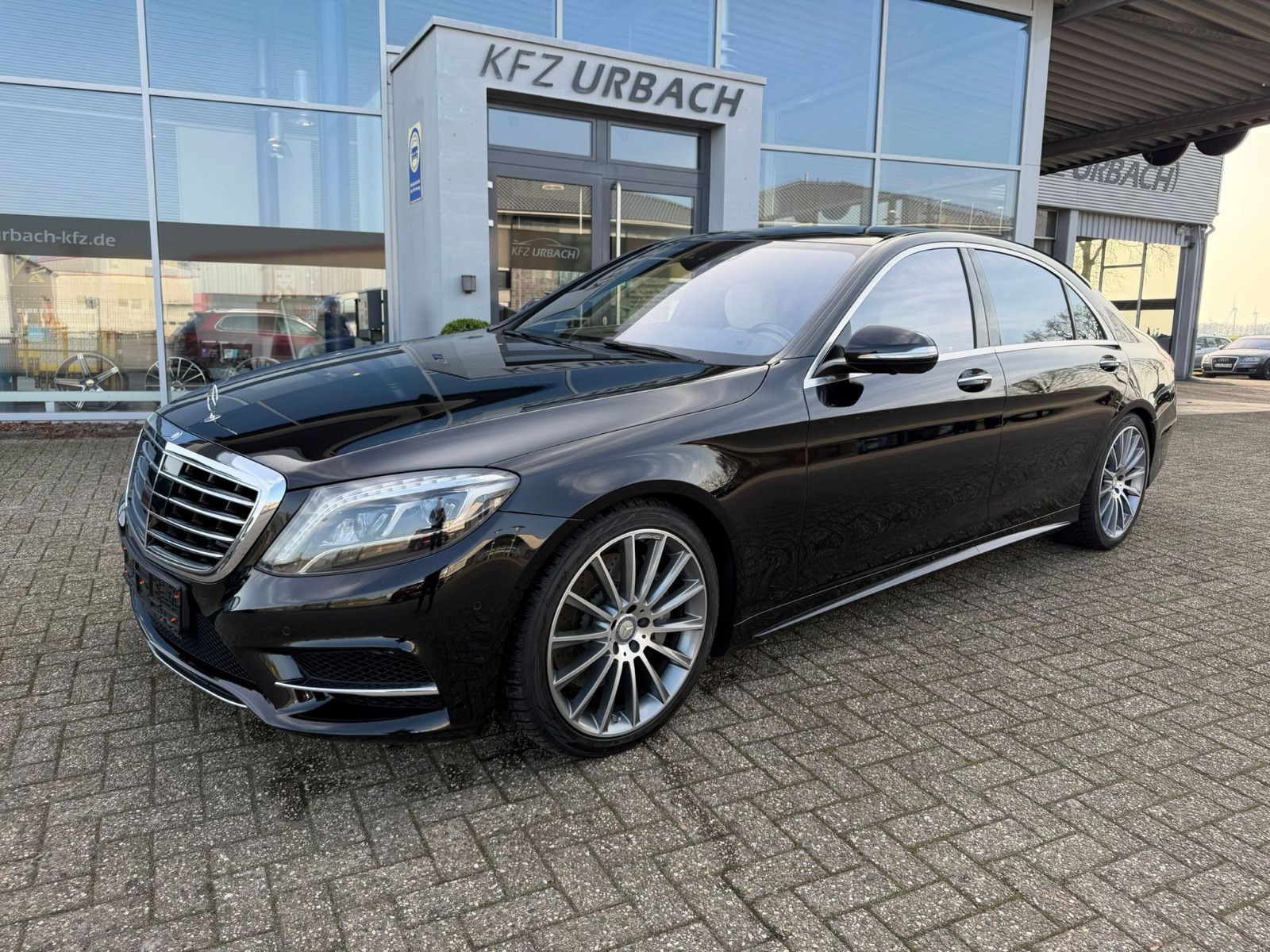 Mercedes-Benz S 500 S Limousine Plug-in Hybrid / e L, Fond-TV foto 1
