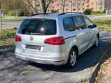 Volkswagen Sharan Comfortline BMT DSG / 7.Sitze / Navi - gebrauchte VW Sharan aus dem Jahr 2014
