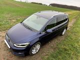 Volkswagen Touran 1.8 TSI DSG Highline 7 Sitze Navi Kamera