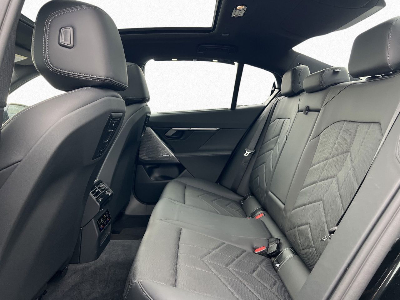 BMW i5 - Bild 16