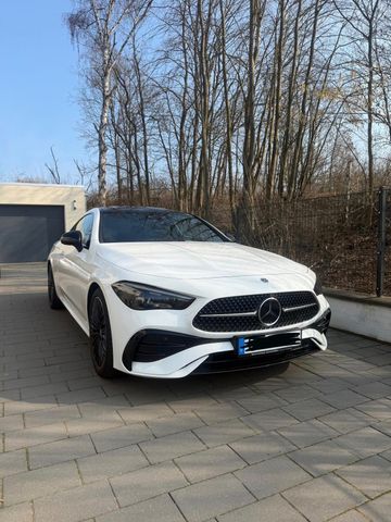 MERCEDES-BENZ CLE 200 Autom. *Pano *360Grad *Burmester