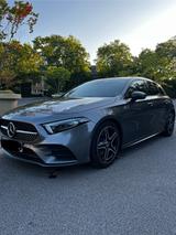 Mercedes-Benz A 220 4MATIC - AMG NIGHT PANO MBUX 8FACH AMG - Mercedes-Benz A 220 von privat