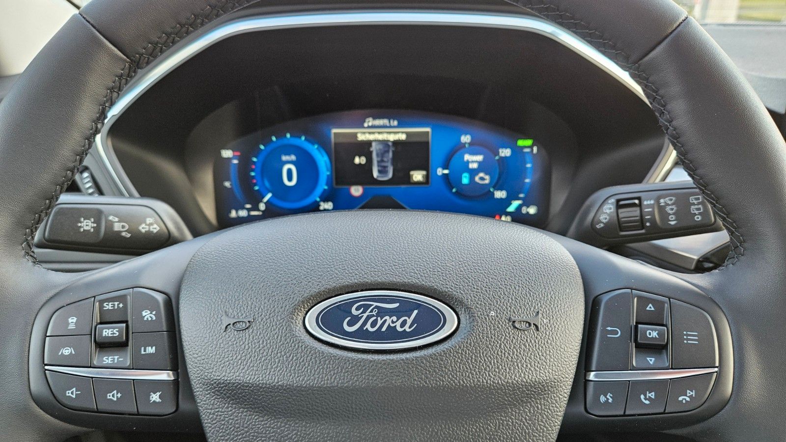 Fahrzeugabbildung Ford Kuga Plug-In Hybrid Titanium X Tageszulassung