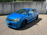 Opel Astra H GTC OPC 241PS - Opel Astra: H Gtc Opc