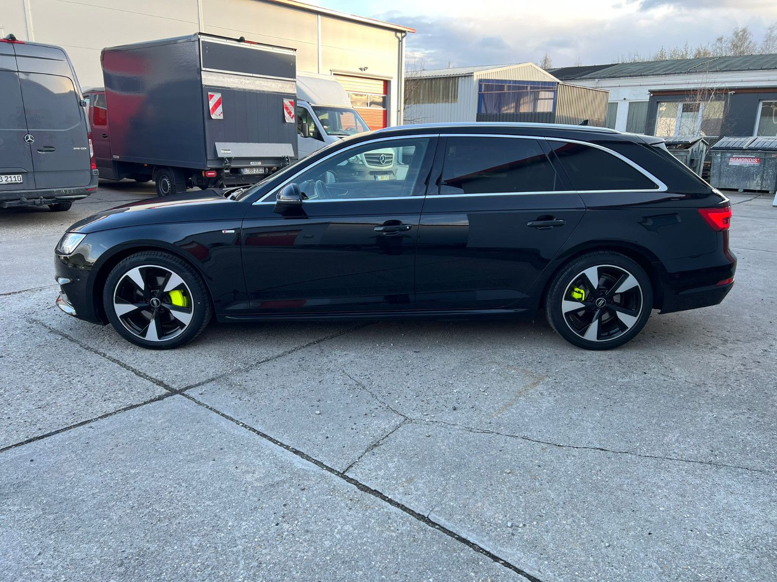 Audi A4 Avant 3xSline,Virtual,ACC,Kamera, Matrix LED foto 4