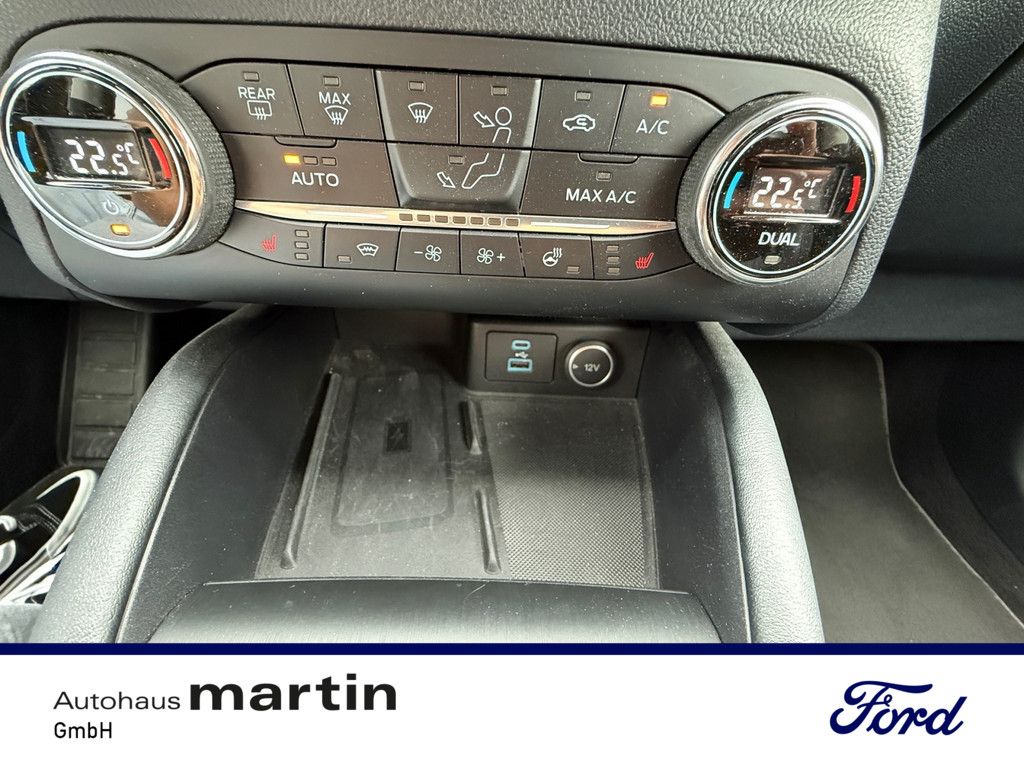 Fahrzeugabbildung Ford Kuga 2.5 Duratec Plug-in-Hybrid PHEV Vignale EUR