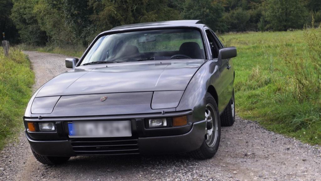 Porsche 924