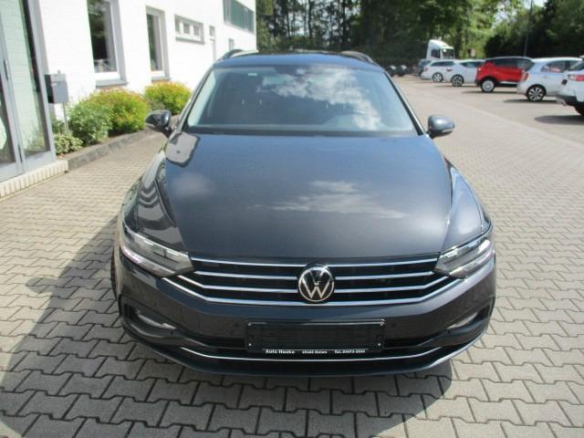 Volkswagen Passat Kombi 1,5 TSI DSG LED Navi PDC ACC 1.Hd