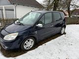 Renault Reno Scenic 1,9 TDI - Renault Scenic aus 2007 mit Diesel-Antrieb