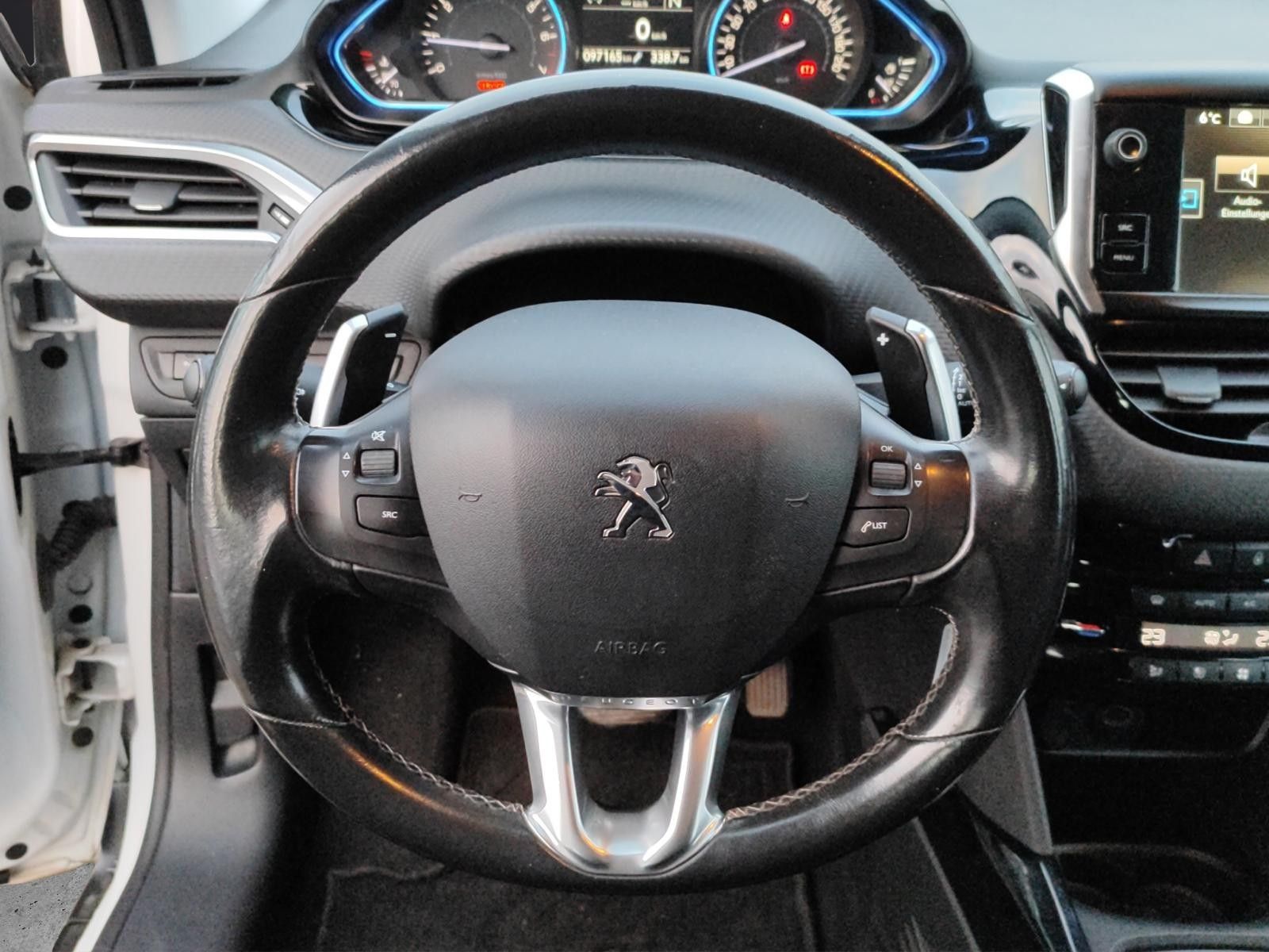 Fahrzeugabbildung Peugeot 2008 Allure*Automatik*Navi*Blth*LED*