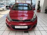 Kia Rio Dream Team 1.Hand+VFW - rote Kia Rio