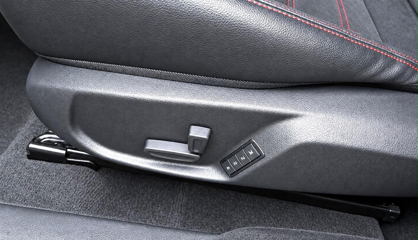 Ford Mondeo 2014 — photo 17