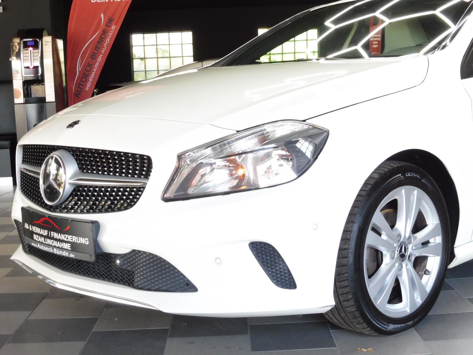 Mercedes-Benz A180 BlueEfficiency "URBAN" AUt/Nav/Distronic/SH