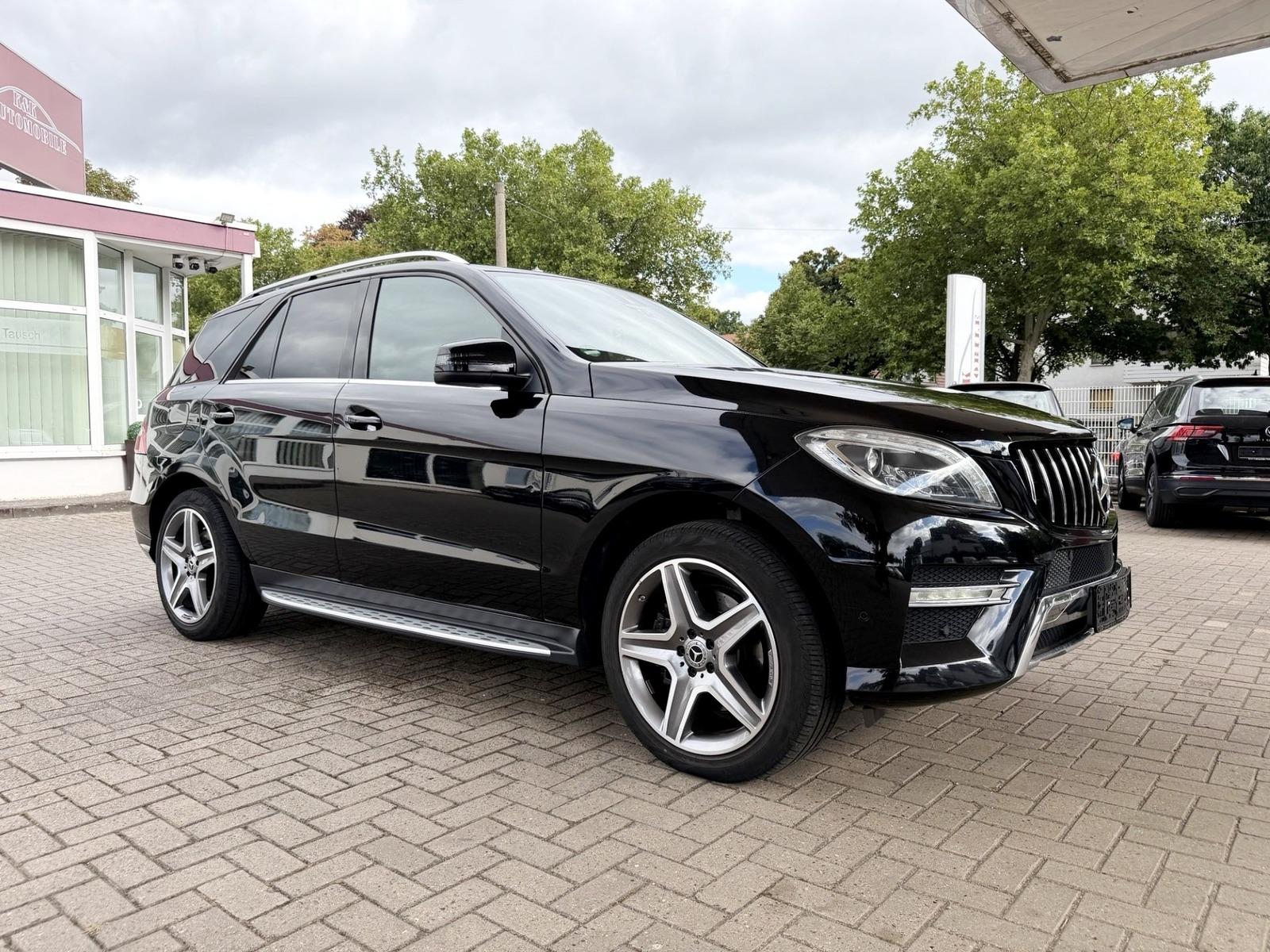 Mercedes-Benz ML 350 CDI AMG LINE/COMAND/SSD/KAMERA/LEDER