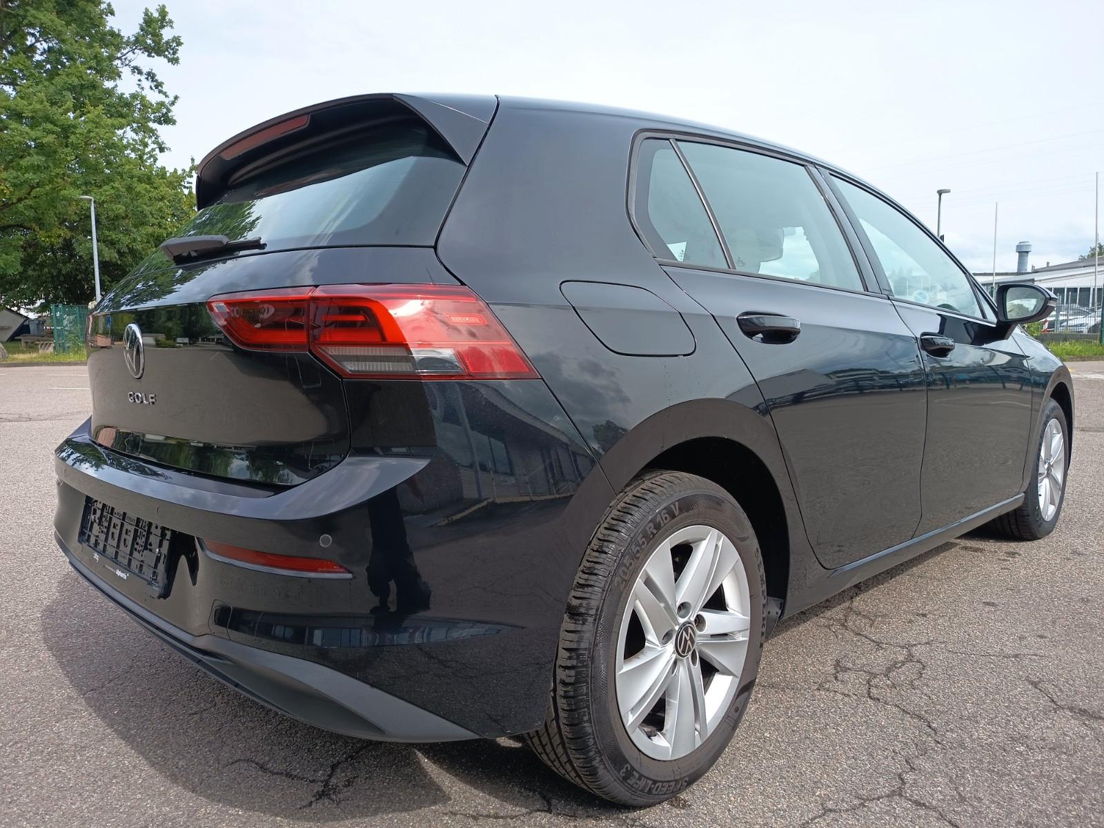 Volkswagen Golf VIII Lim. Life, миниатюра 5