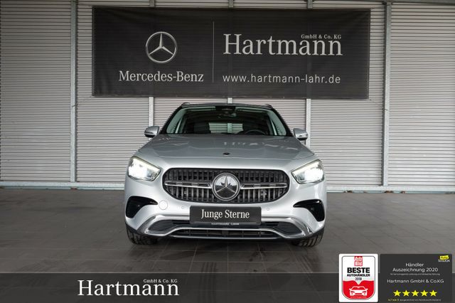 Mercedes-Benz GLA 220 d 4MATIC Progressive Standheizung  AHK