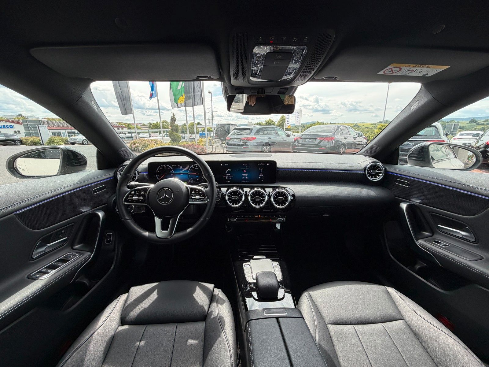 Fahrzeugabbildung Mercedes-Benz CLA 250 e Progressive Night+Distr+R-Kamera+Ambie