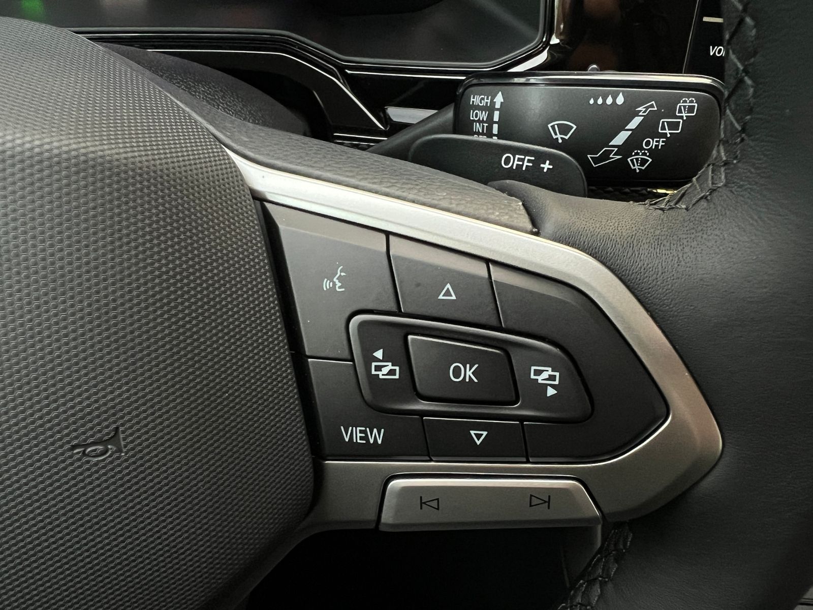 Fahrzeugabbildung Volkswagen Polo Life 1.0 TSI DSG *LED, Klima, App-Connect,