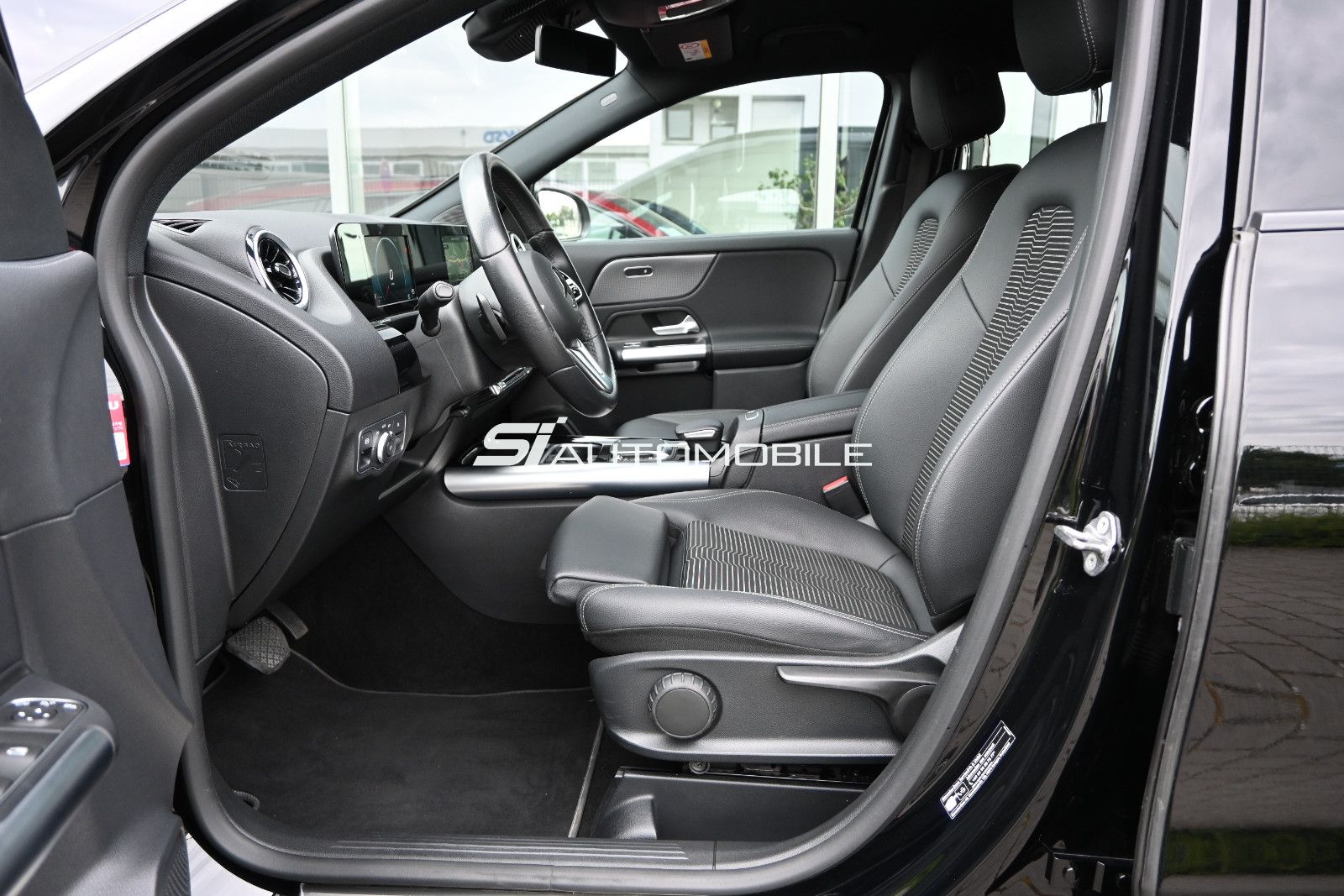 Fahrzeugabbildung Mercedes-Benz GLA 200 d 4MAT. Progressive °NIGHT°ACC°AHK°STHZ°