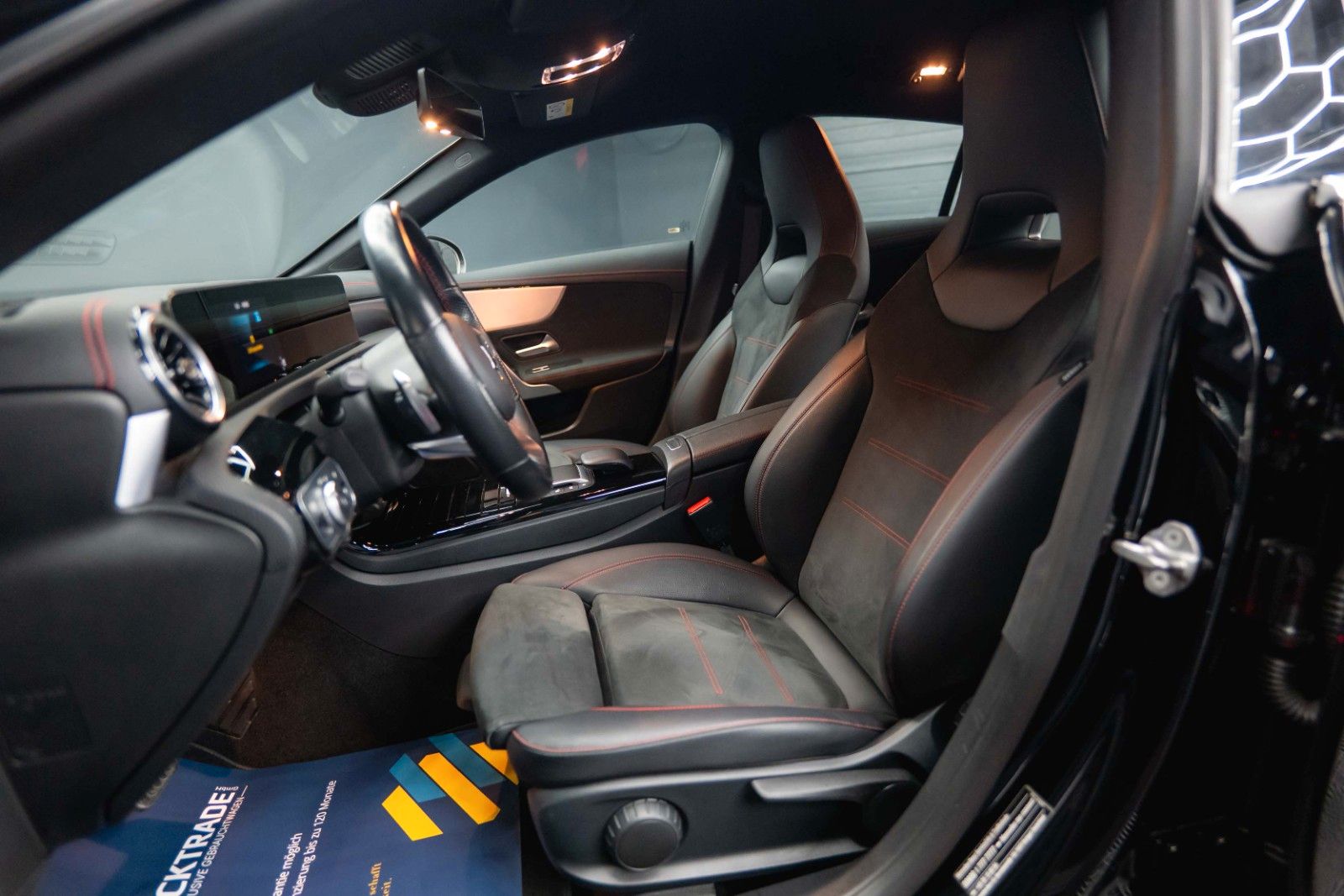 Fahrzeugabbildung Mercedes-Benz CLA 220 Shooting Brake AMG Line | ACC | LED