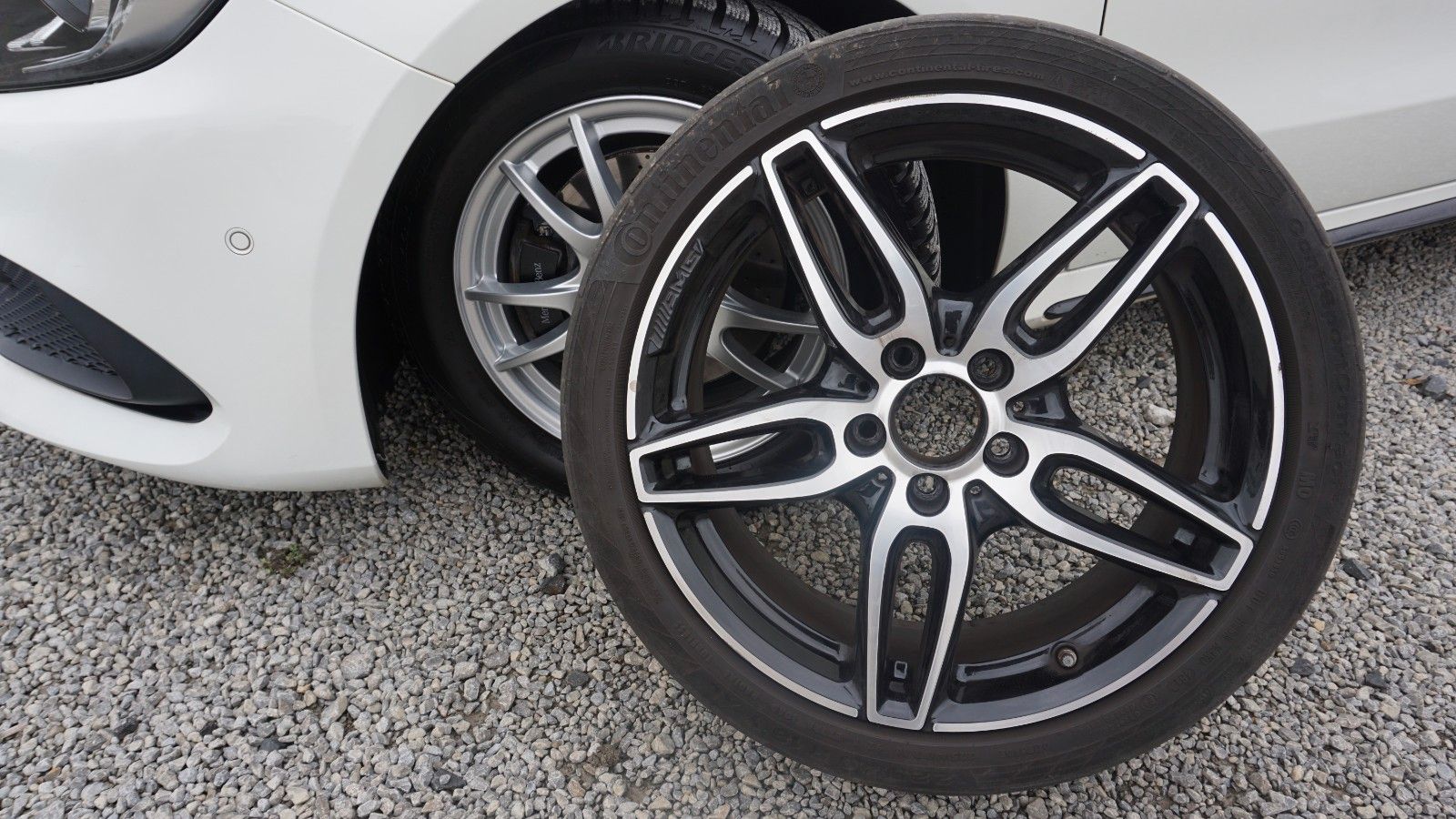 Fahrzeugabbildung Mercedes-Benz A 180d AMG Line T.Leder,LED, Navi,SH,PDC